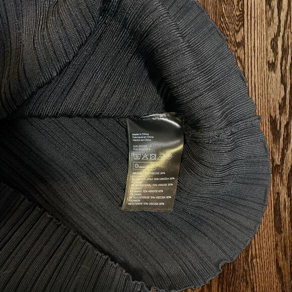 Black sleek shirt hm - Picture 3 of 4